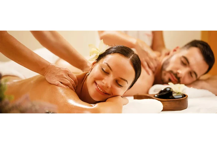 Couple Massage in Toronto image 1