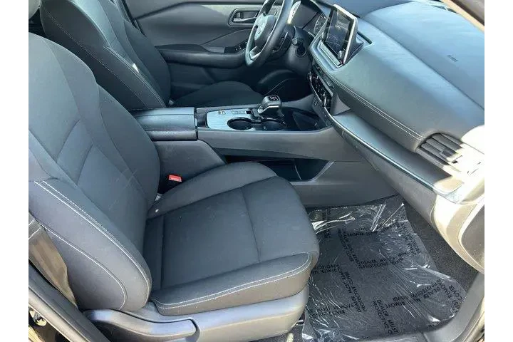$20260 : Nissan Rogue 2024 S 4dr Cros image 9