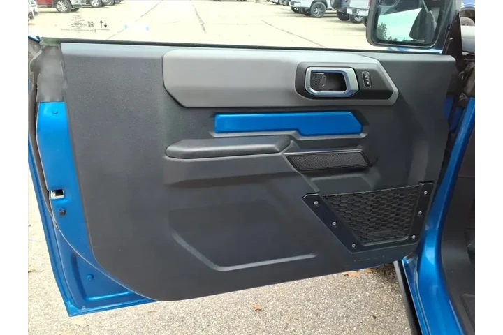 $35000 : Ford Bronco 2024 4x4 Black D image 9