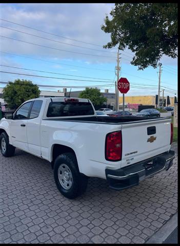 $12000 : Chevrolet Colorado image 4