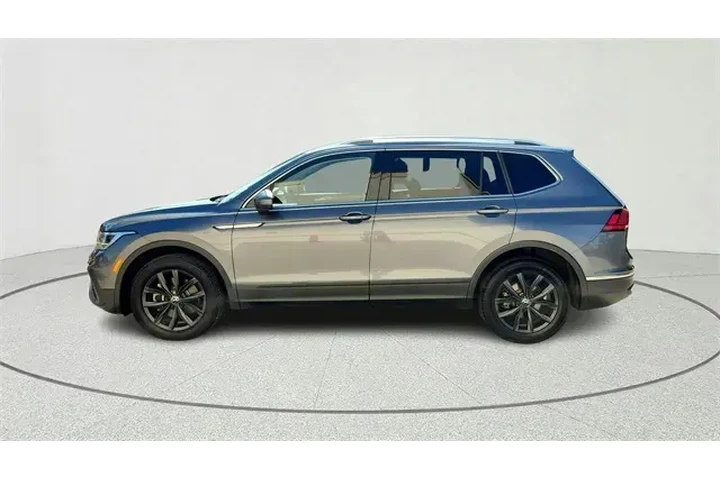 $23337 : Volkswagen Tiguan 2024 Wolfs image 6