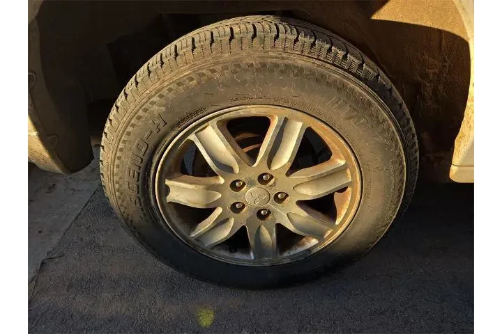 $7500 : Mitsubishi Endeavor 2011 AWD image 5