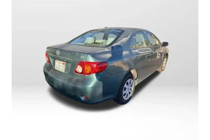 $8679 : Toyota Corolla 2010 S 4dr Se image 3