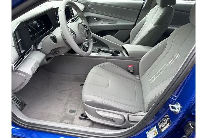 $19720 : Hyundai ELANTRA 2025 SEL Spo image 9