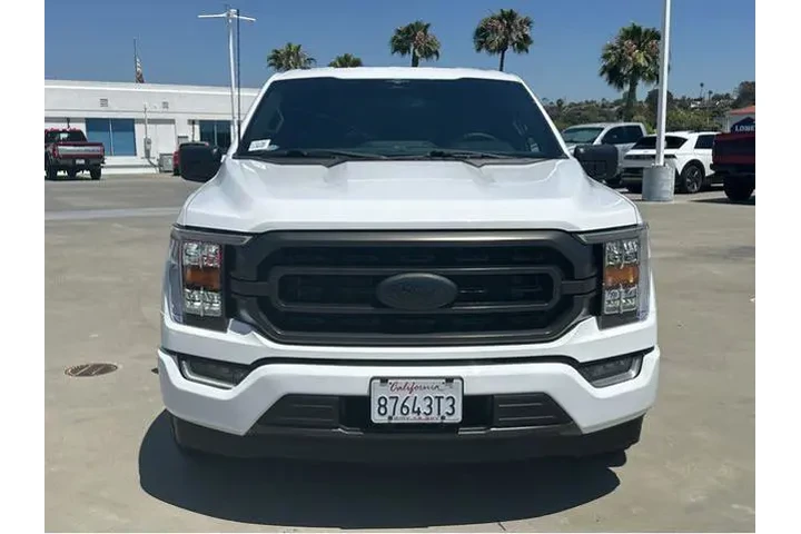 $38000 : Ford F-150 2023 4x2 XL 4dr S image 2