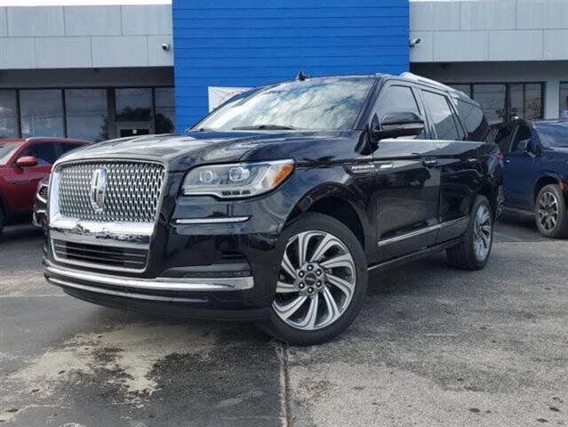 $69995 : 2023 Lincoln Navigator image 3