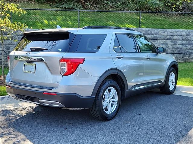 $29000 : 2020 Explorer XLT image 2