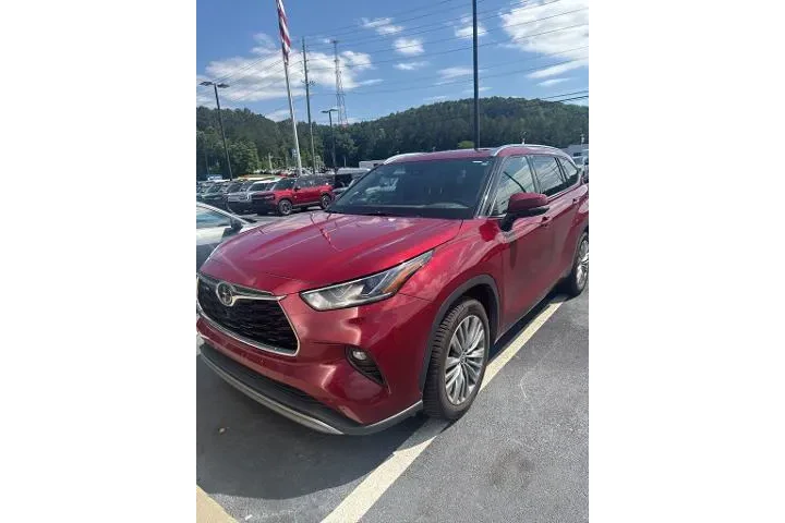 $31843 : Toyota Highlander 2021 Limit image 2