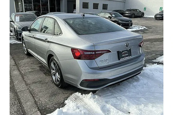 $19998 : Volkswagen Jetta 2024 SE 4dr image 8