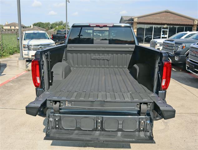 $41500 : 2021 GMC Sierra 1500 AT4 Crew image 7