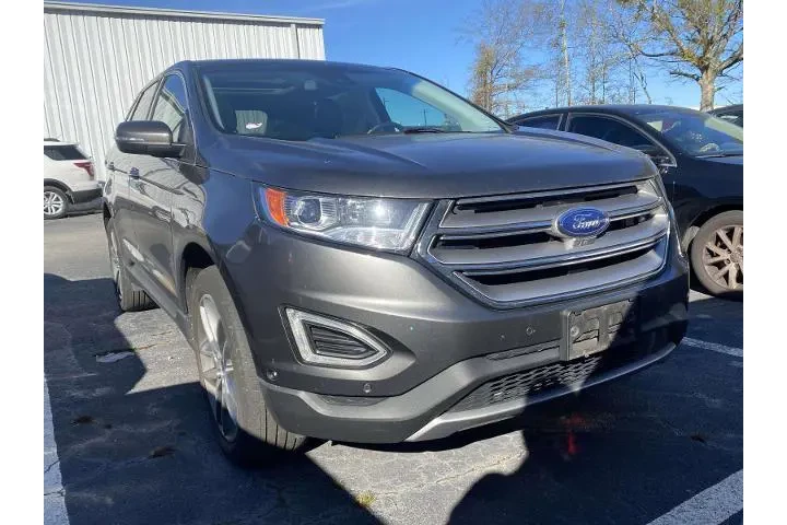 $14997 : Ford Edge 2016 Titanium 4dr image 2