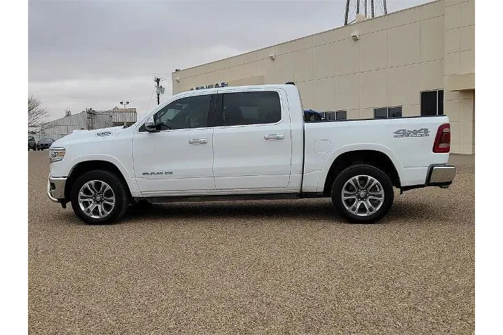 $31243 : Ram 1500 2020 4x4 Laramie Lo image 2