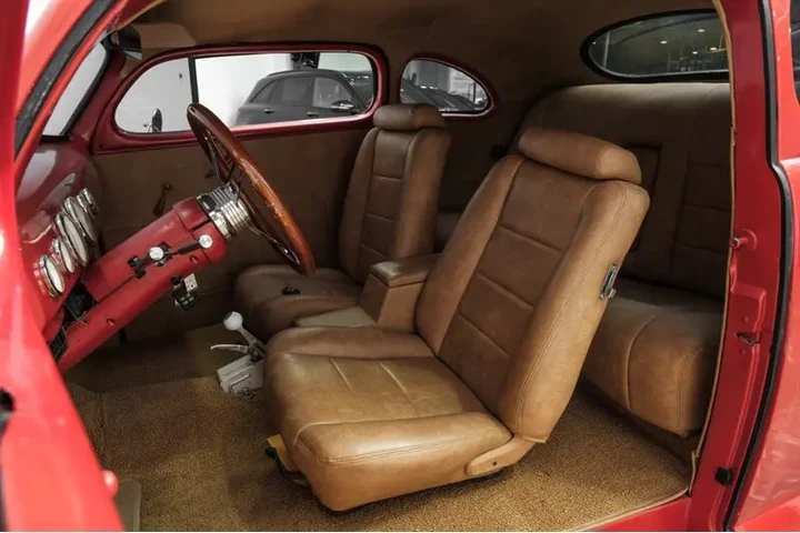 $35990 : 1946 Coup image 5