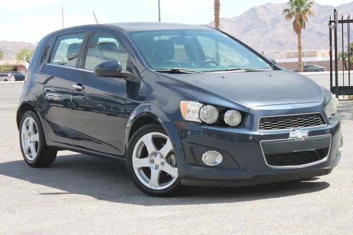 $6565 : 2016 Sonic LTZ Auto image 2