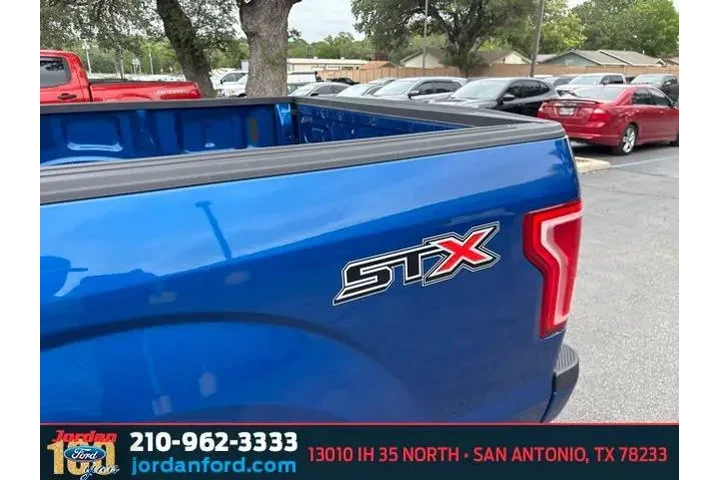 $16998 : Ford F-150 2017 4x2 Lariat 4 image 7