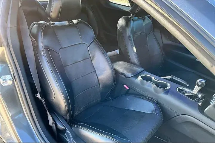 $25476 : Ford Mustang 2016 GT Premium image 6