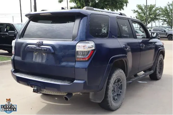 $37595 : Toyota 4Runner 2021 4x4 SR5 image 3