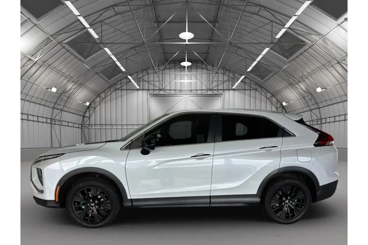 $17995 : Mitsubishi Eclipse Cross 202 image 7