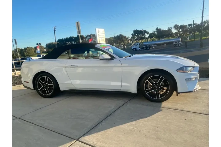 $23588 : Ford Mustang 2023 EcoBoost P image 10