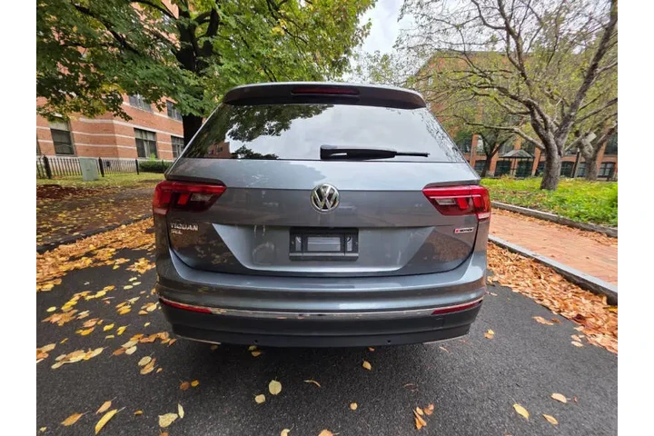 $18999 : 2019 Tiguan SEL 4Motion image 6