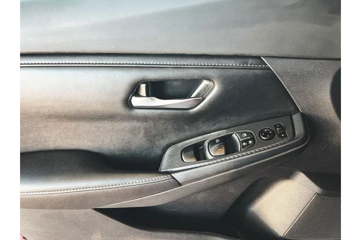 $17928 : Nissan Sentra 2022 SV 4dr Se image 9