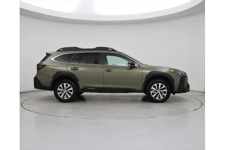 $29998 : Subaru Outback 2025 AWD Prem image 7