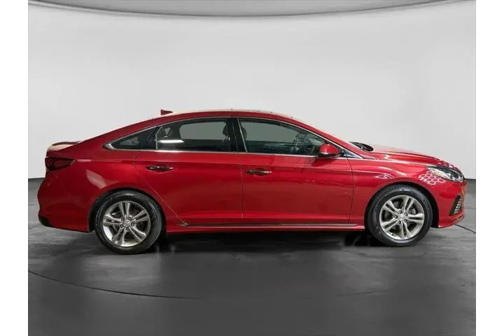 $14247 : Hyundai SONATA 2018 Sport 4d image 5