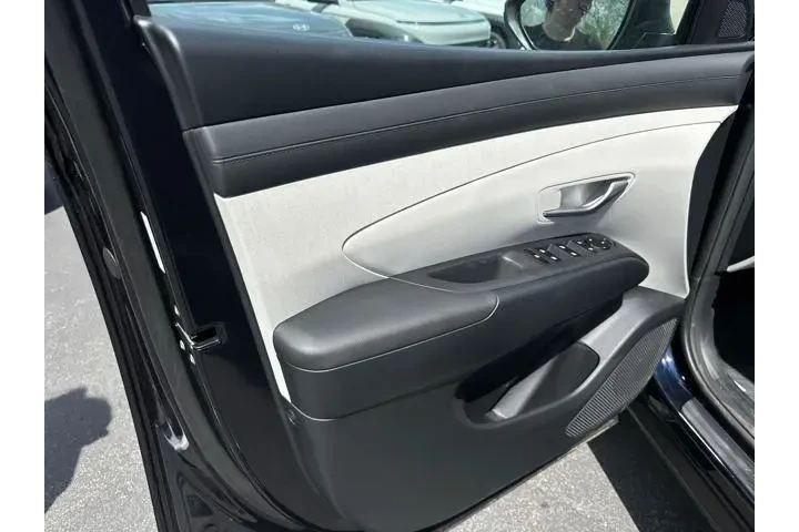 $31850 : Hyundai TUCSON Hybrid 2025 A image 10