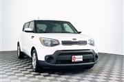 $12688 : PRE-OWNED 2018 KIA SOUL BASE thumbnail