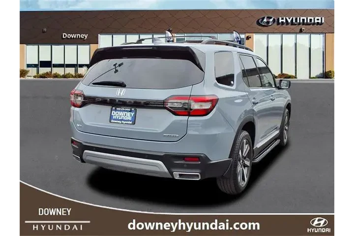 $39898 : Honda Pilot 2023 AWD Touring image 4