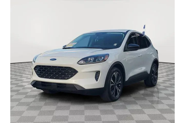 $20898 : Ford Escape Hybrid 2022 SE 4 image 2