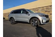 $22358 : Kia Sorento 2021 S 4dr SUV thumbnail