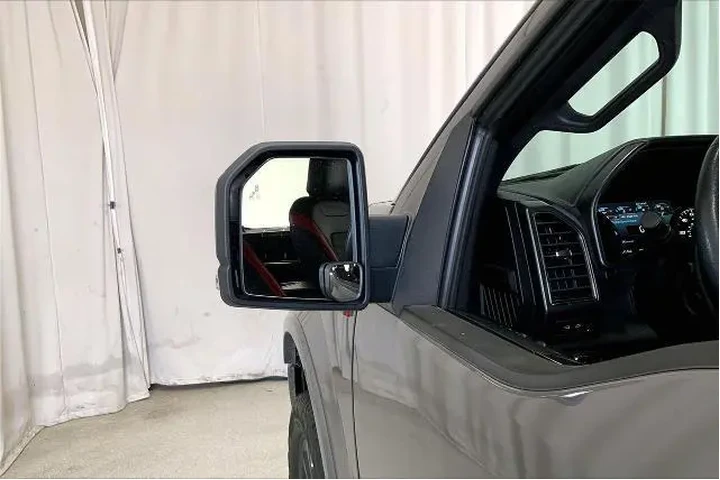 $31551 : Ford F-150 2020 4x4 Lariat 4 image 10