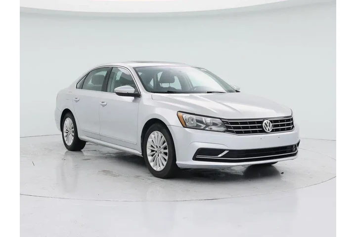 $13599 : Volkswagen Passat 2016 1.8T image 1