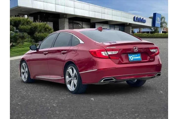 $18499 : Honda Accord 2018 Touring 4d image 7