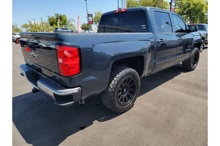 2017 Chevrolet Silverado 1500 image 3