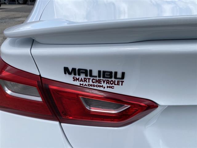 $5500 : 2023 Chevrolet Malibu RS a la image 4