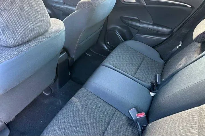 $17991 : Honda Fit 2016 LX 4dr Hatchb image 10