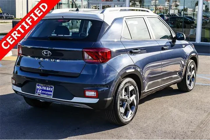 $17695 : Hyundai VENUE 2023 Limited 4 image 6