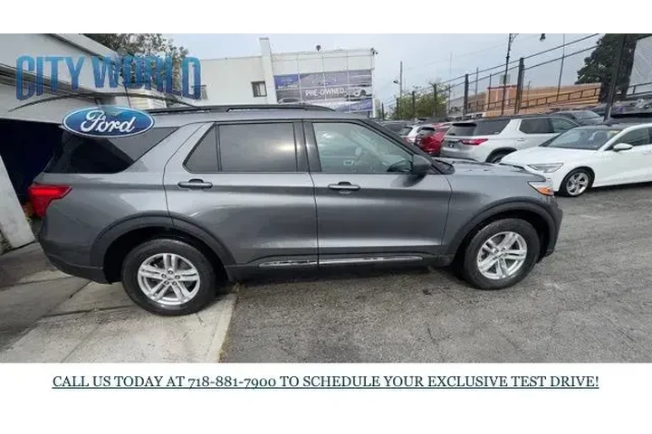 $27927 : Ford Explorer 2022 AWD XLT 4 image 6