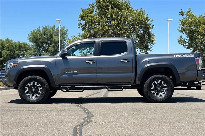 $40850 : Tacoma TRD Off-Road image 9