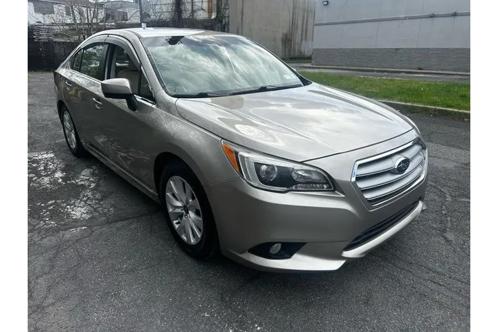 2015 Legacy 2.5i Premium image 1