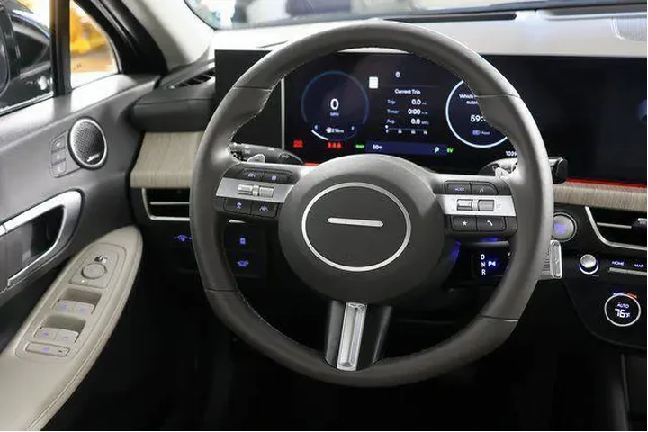 $29600 : Hyundai SONATA Hybrid 2024 L image 10