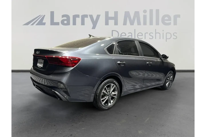 Kia Forte 2023 LX 4dr Sedan image 5