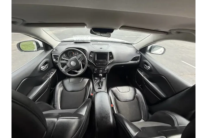 $9750 : 2020 Cherokee Altitude image 7