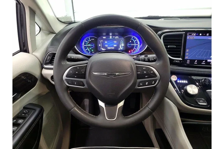 $26998 : Chrysler Pacifica Plug-In Hy image 10