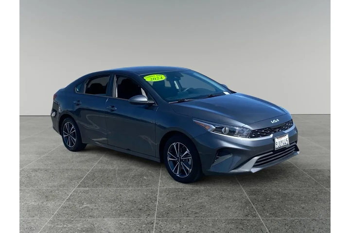 $23993 : Kia Forte 2024 image 7