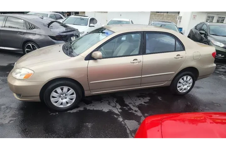 $4499 : 2004 Corolla image 3