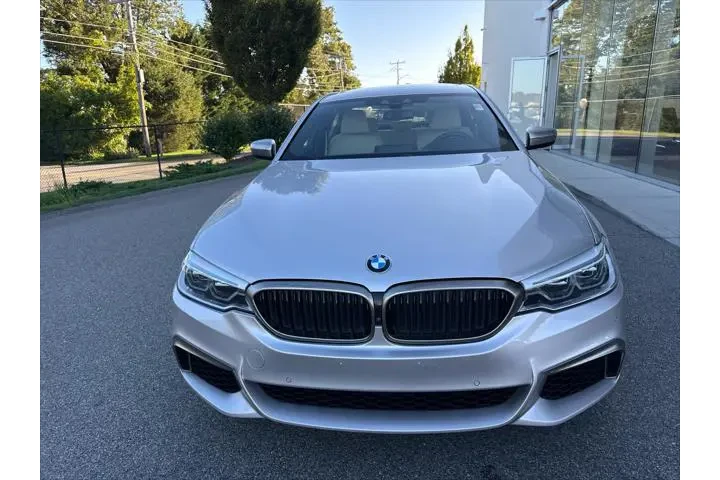 $36675 : BMW 5 Series 2019 AWD M550i image 8