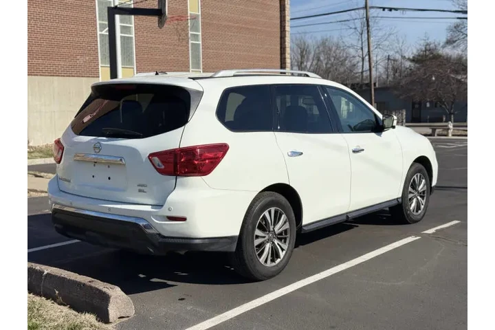 $6999 : 2018 Pathfinder SL image 8